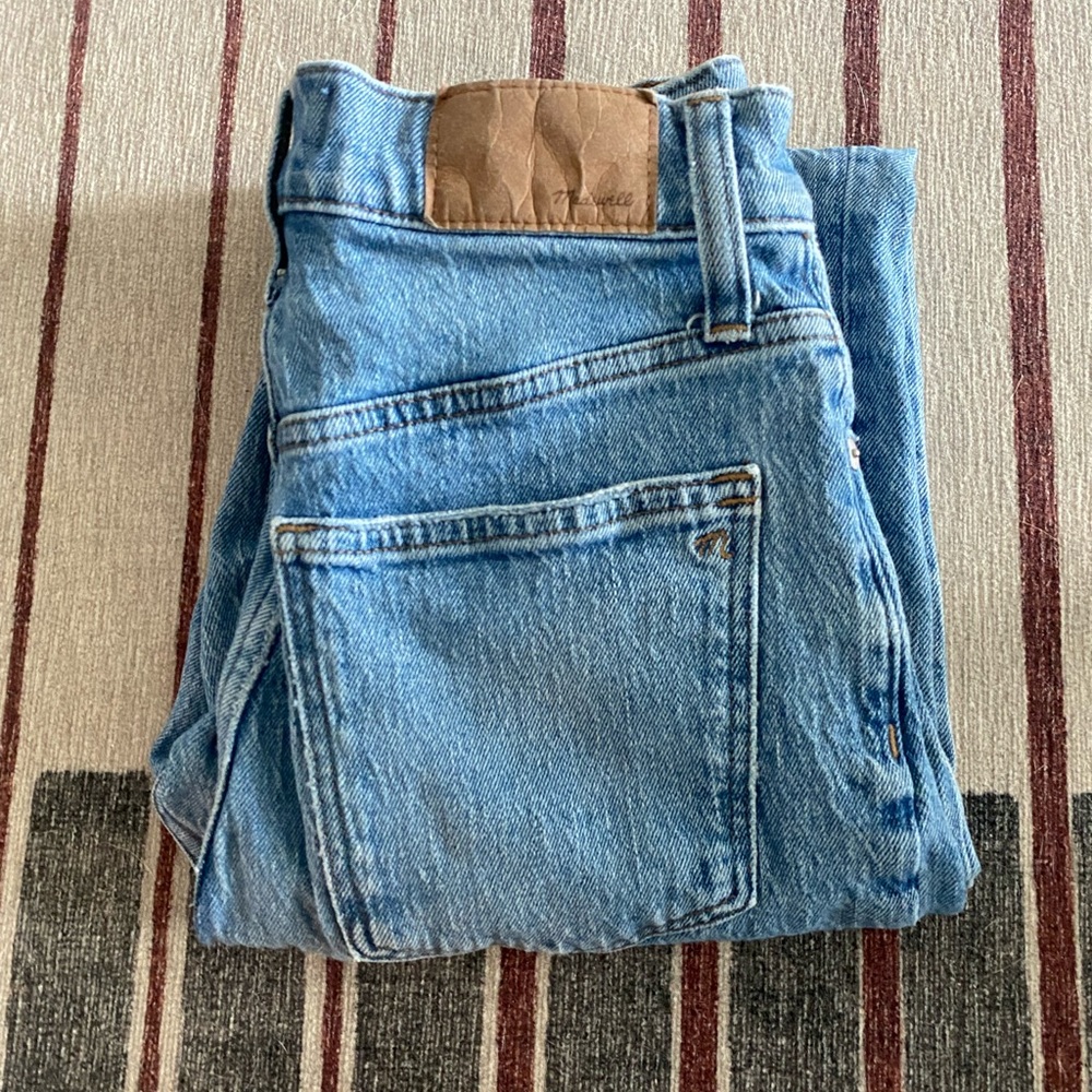 Madewell Perfect Vintage Straight Jean in Hoye Wash